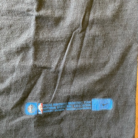 Dallas Mavericks NBA Nike T-Shirt - Picture 3 of 3